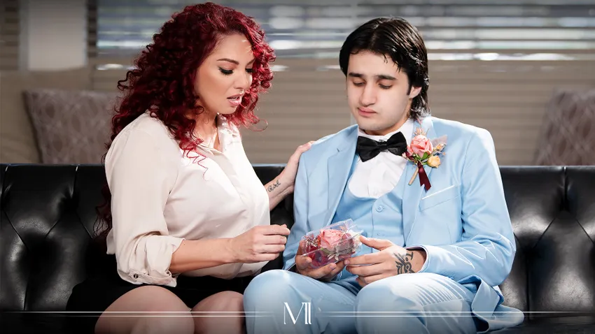 Sorprendente Graduación – Prom Bombshell – Modern-Day Sins