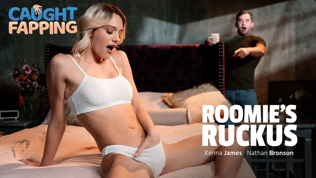 El Dormitorio De Roomie – Roomie’s Ruckus – Caught Fapping