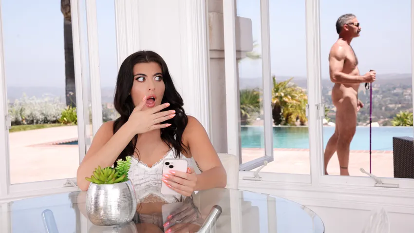 ¡¿Mi Vecino Es Nudista?! #02 – My Neighbor’s A Nudist?! #02 – Hairy Undies