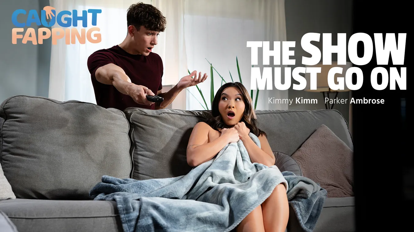 El Espectáculo Debe Continuar – The Show Must Go On – Caught Fapping