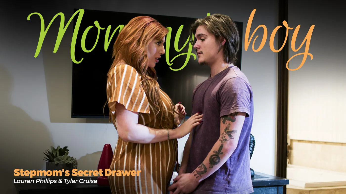 El CajóN Secreto De La Madrastra – Stepmom’s Secret Drawer – Mommy’s Boy