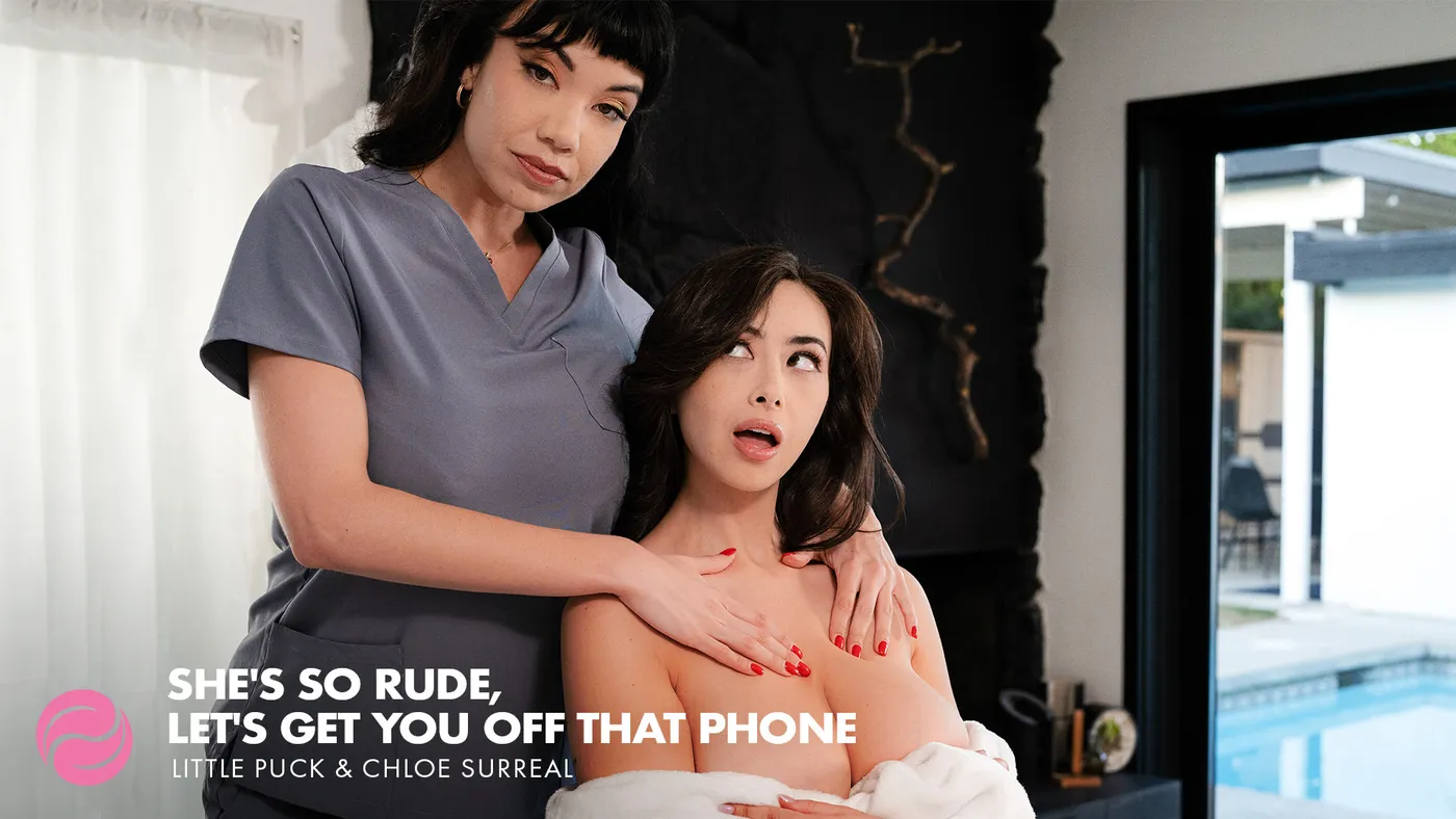 Es Tan Maleducada, Deja Ya Ese TeléFono – She’s So Rude, Let’s Get You Off That Phone – All Girl Massage