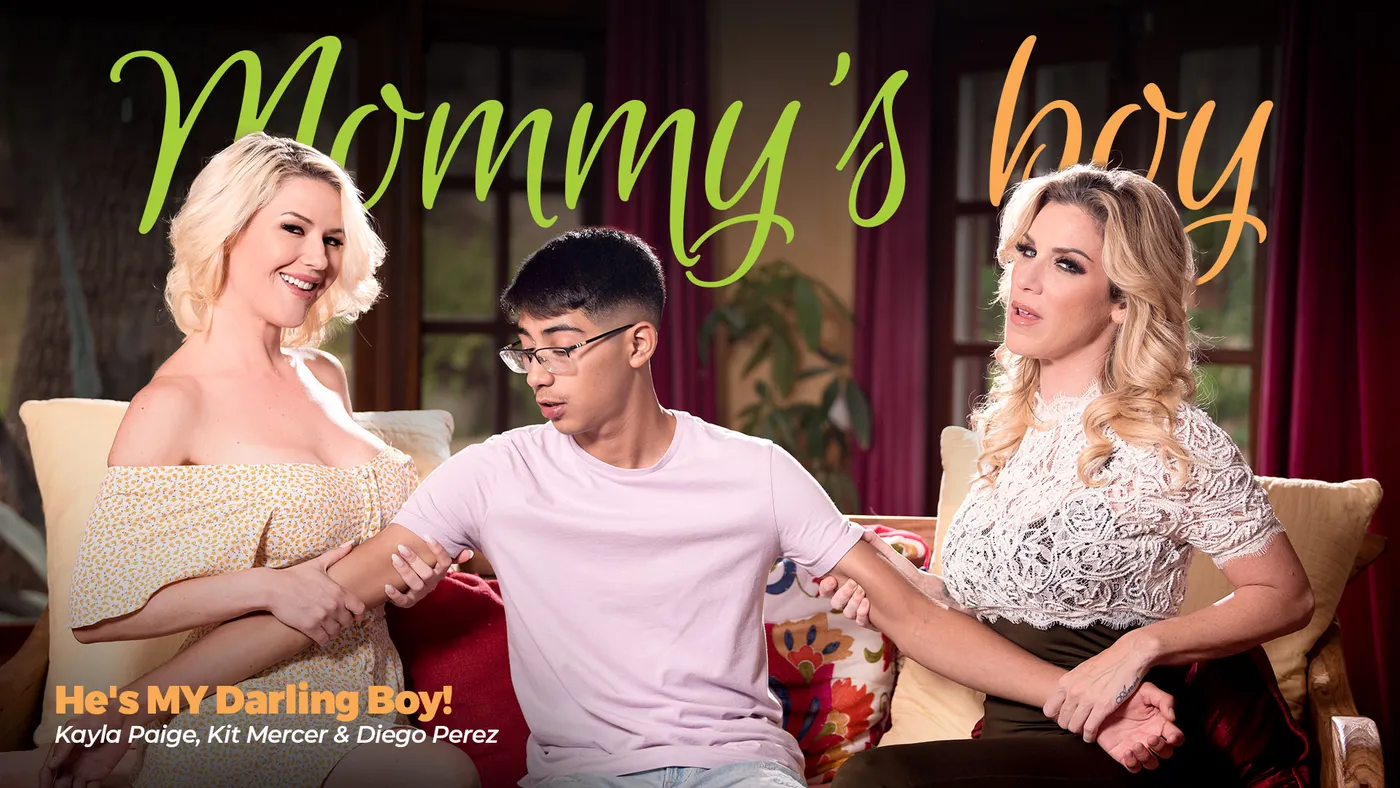 ¡Es Mi Chico De Oro! – He’s My Darling Boy! – Mommy’s Boy