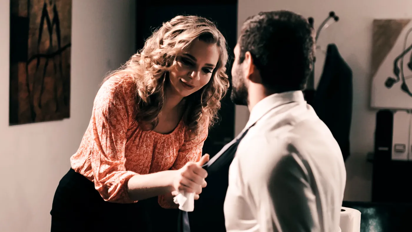 La Tonta De La Oficina – The Office Bimbo – Pure Taboo